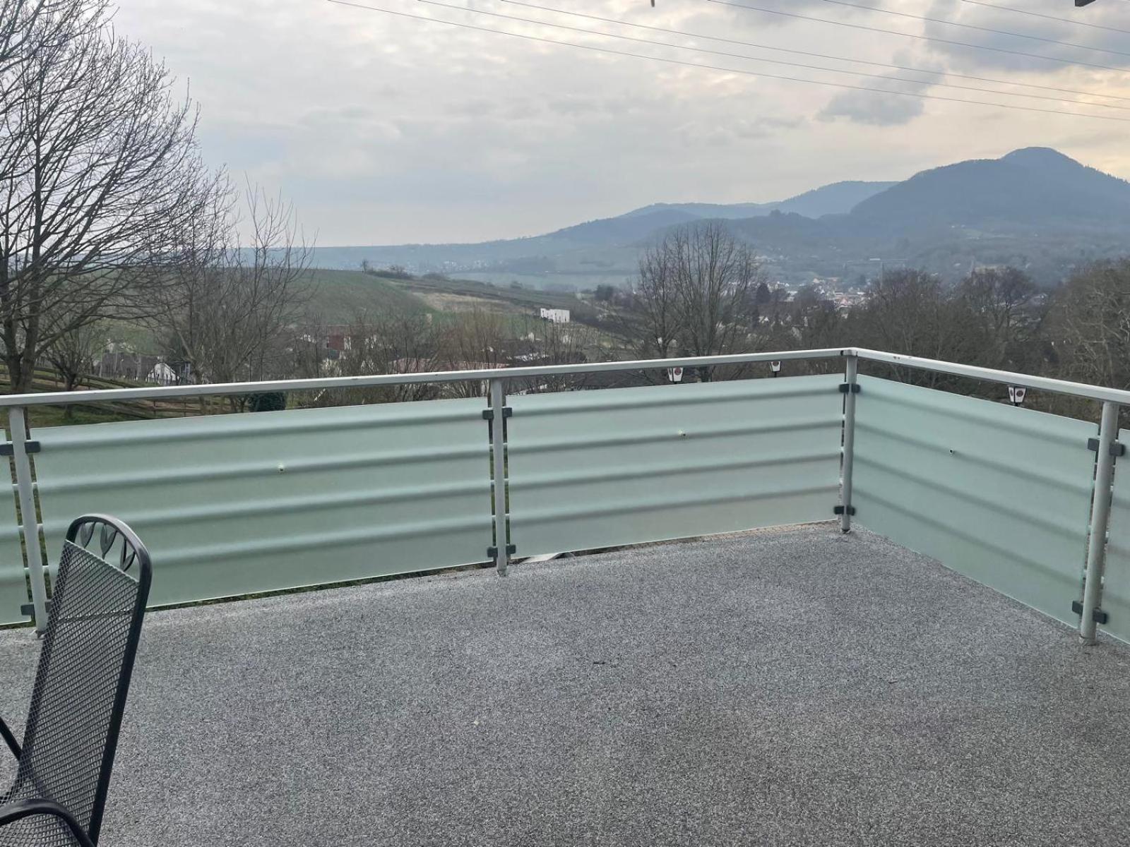 Hotel Berghof Albersweiler Buitenkant foto